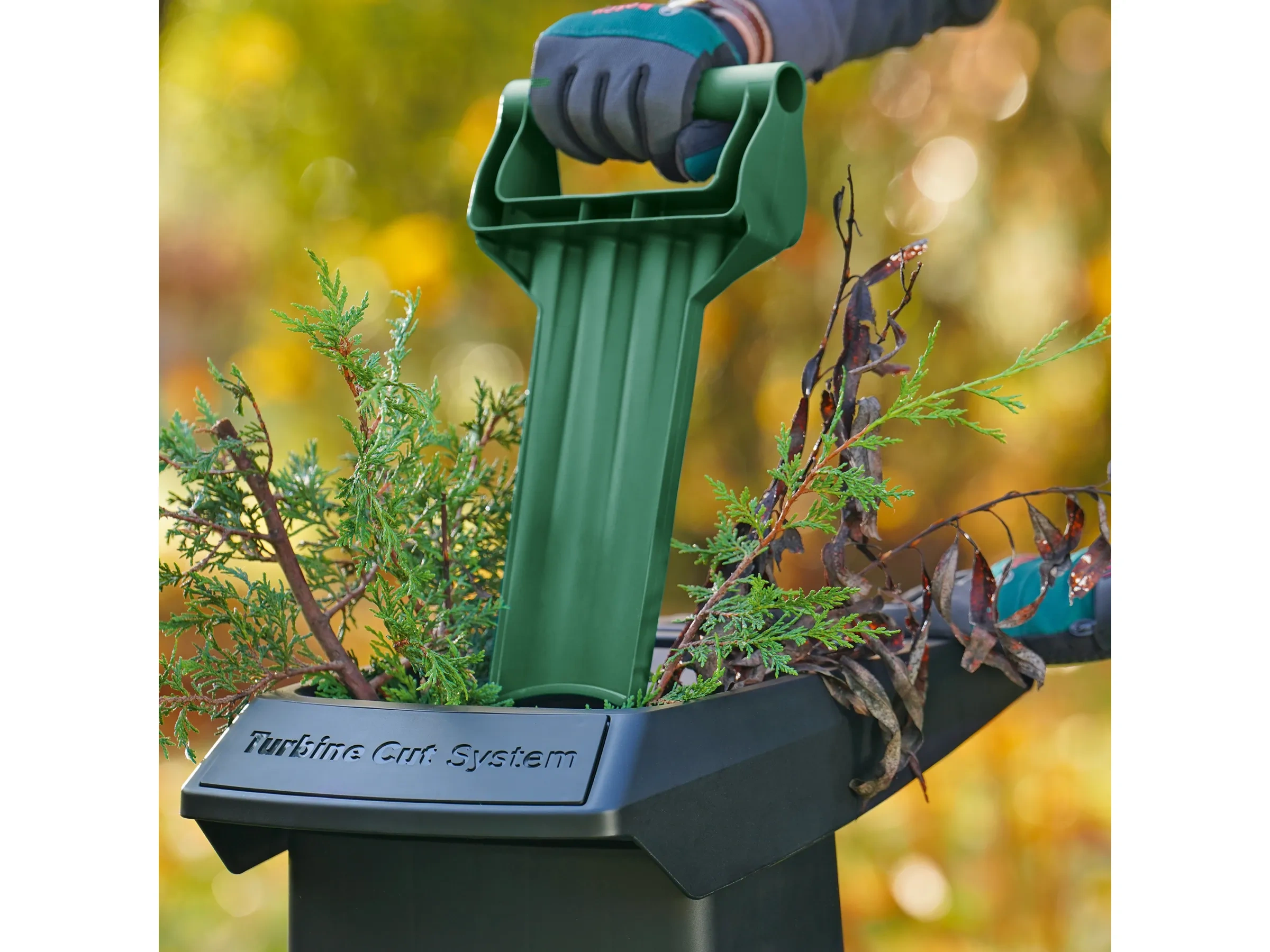 Bosch Gartenhäcksler AXT 25 TC mit Turbinen-Schnitt-System