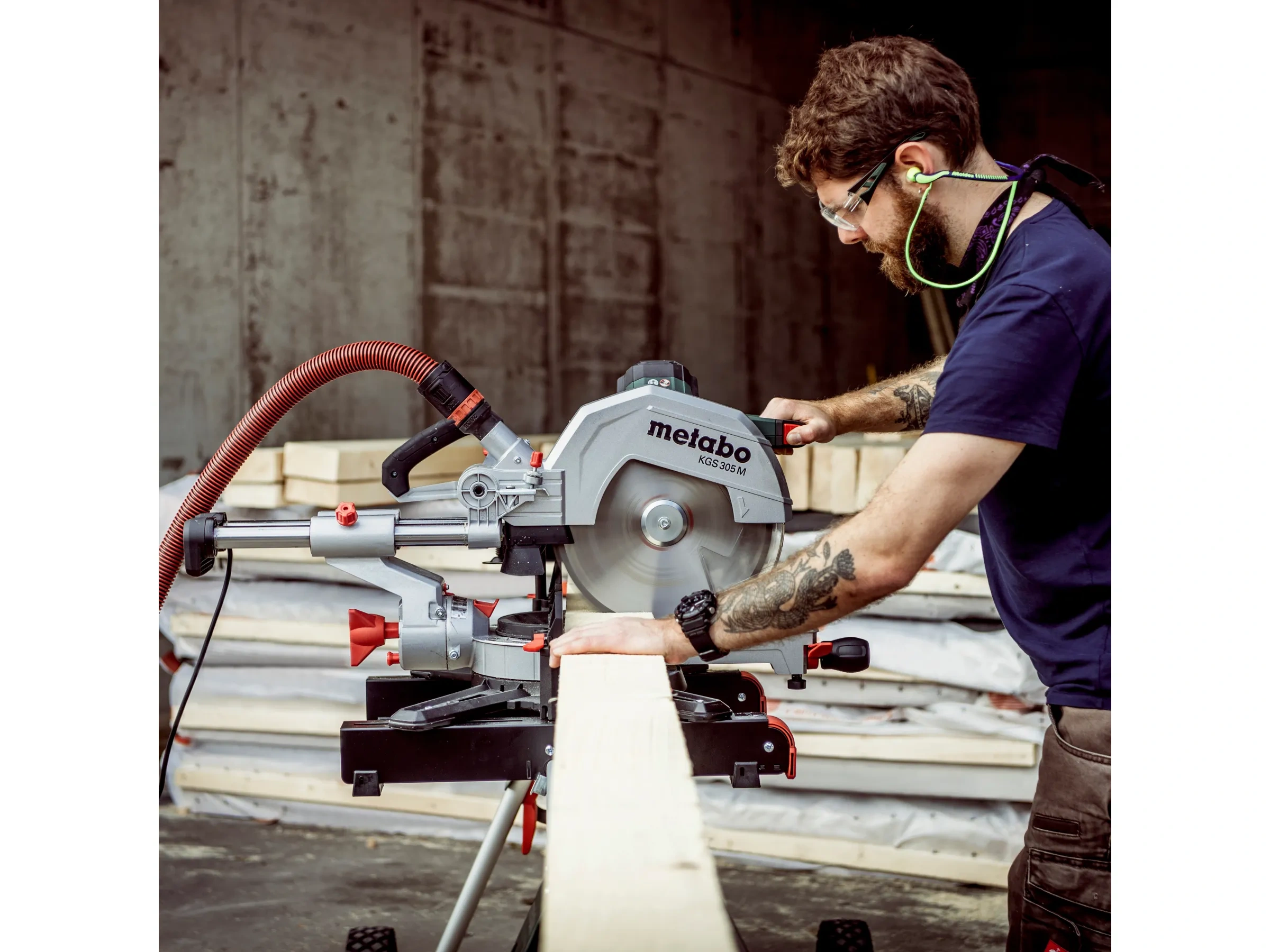 Metabo Kappsäge KGS 305 M mit Zugfunktion