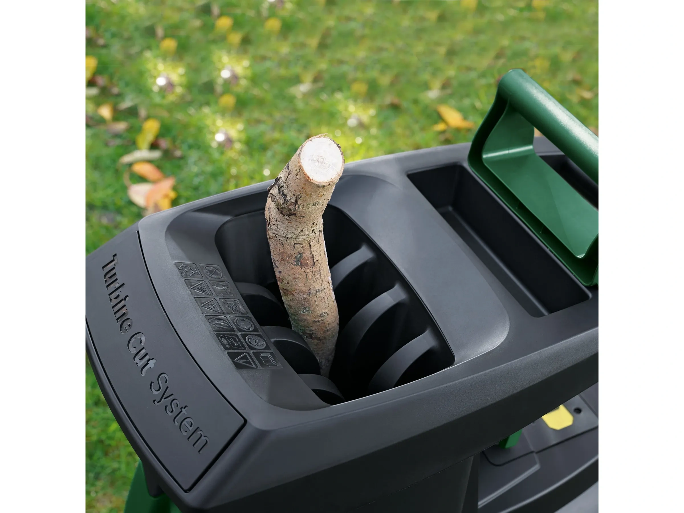 Bosch Gartenhäcksler AXT 25 TC mit Turbinen-Schnitt-System