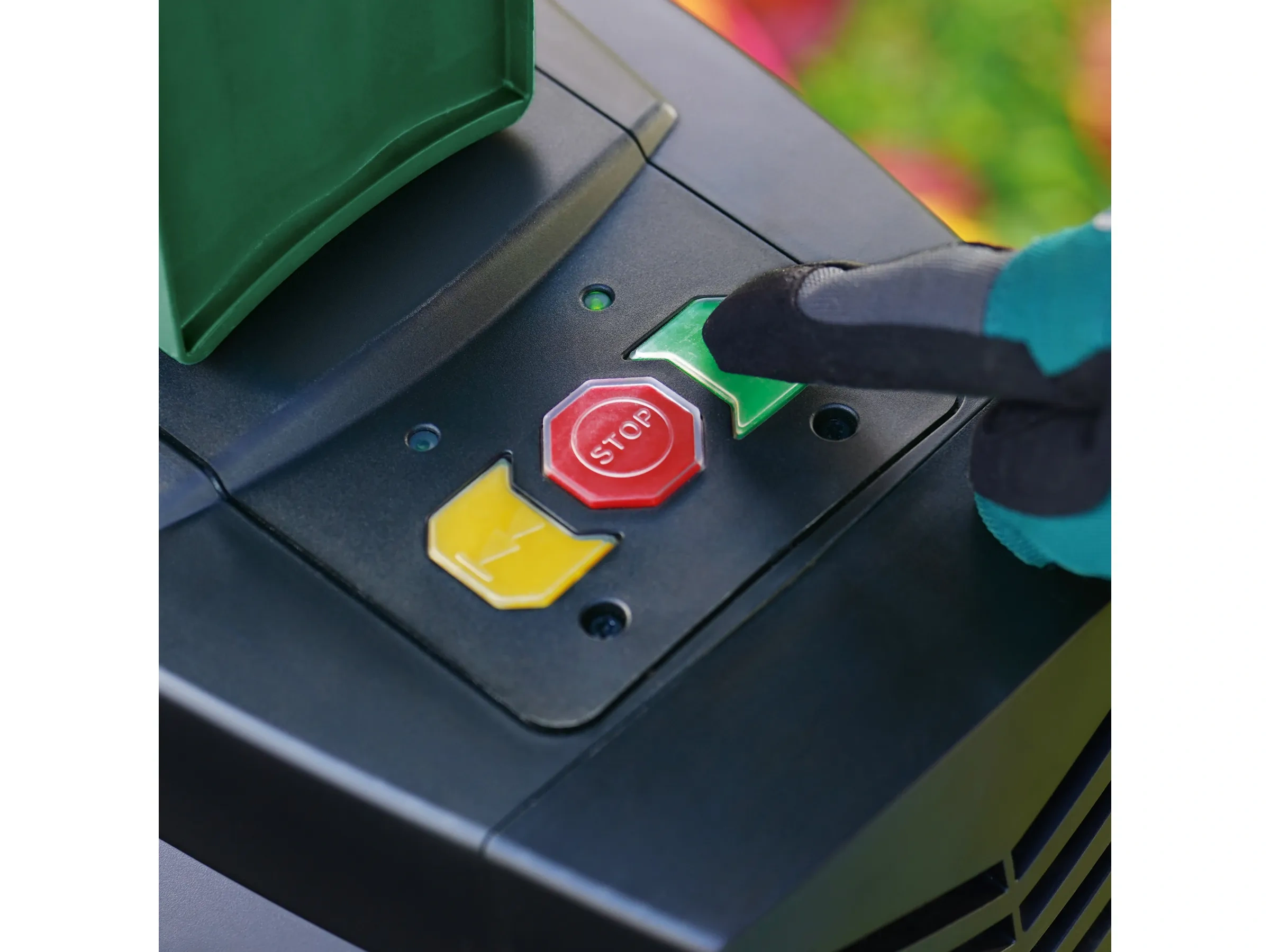 Bosch Gartenhäcksler AXT 25 TC mit Turbinen-Schnitt-System