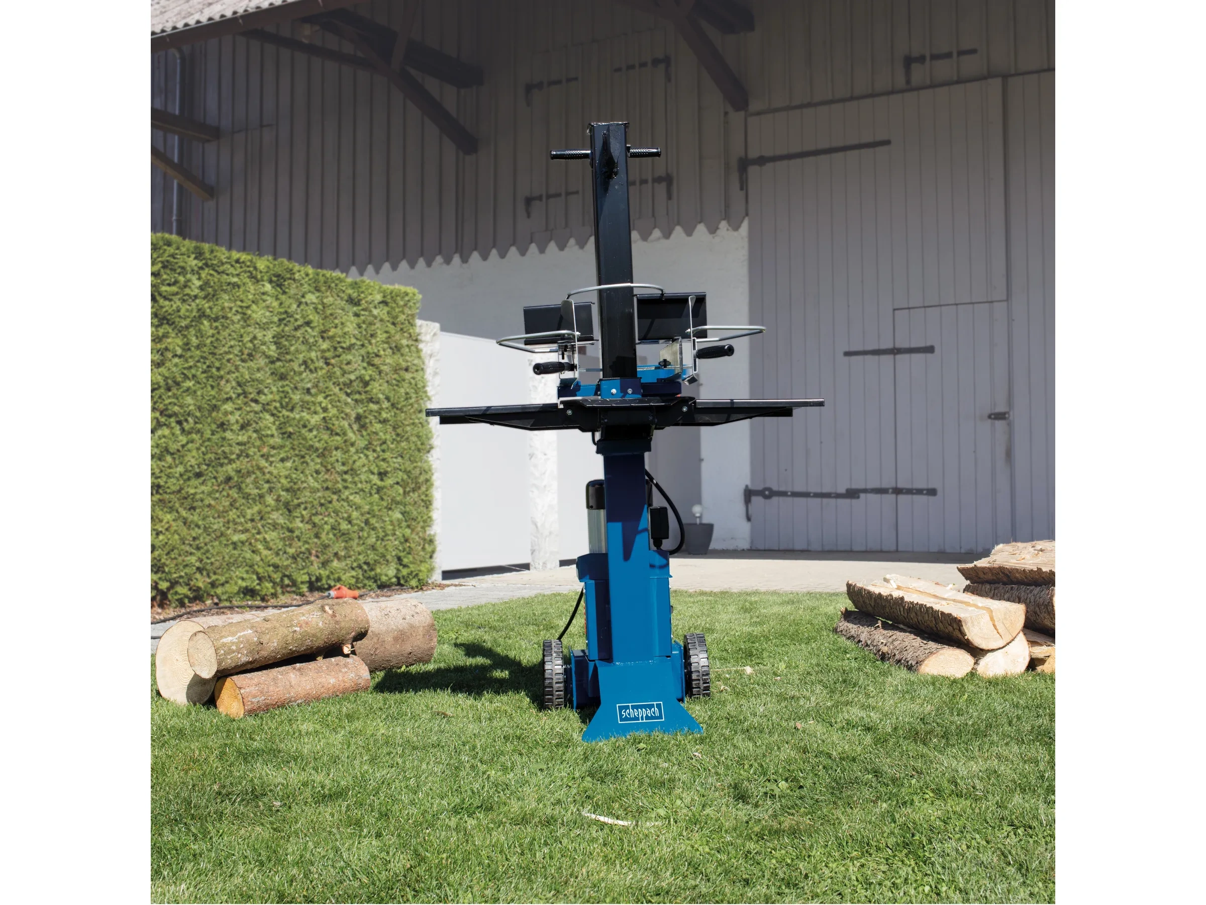 Scheppach Holzspalter HL730 stehend